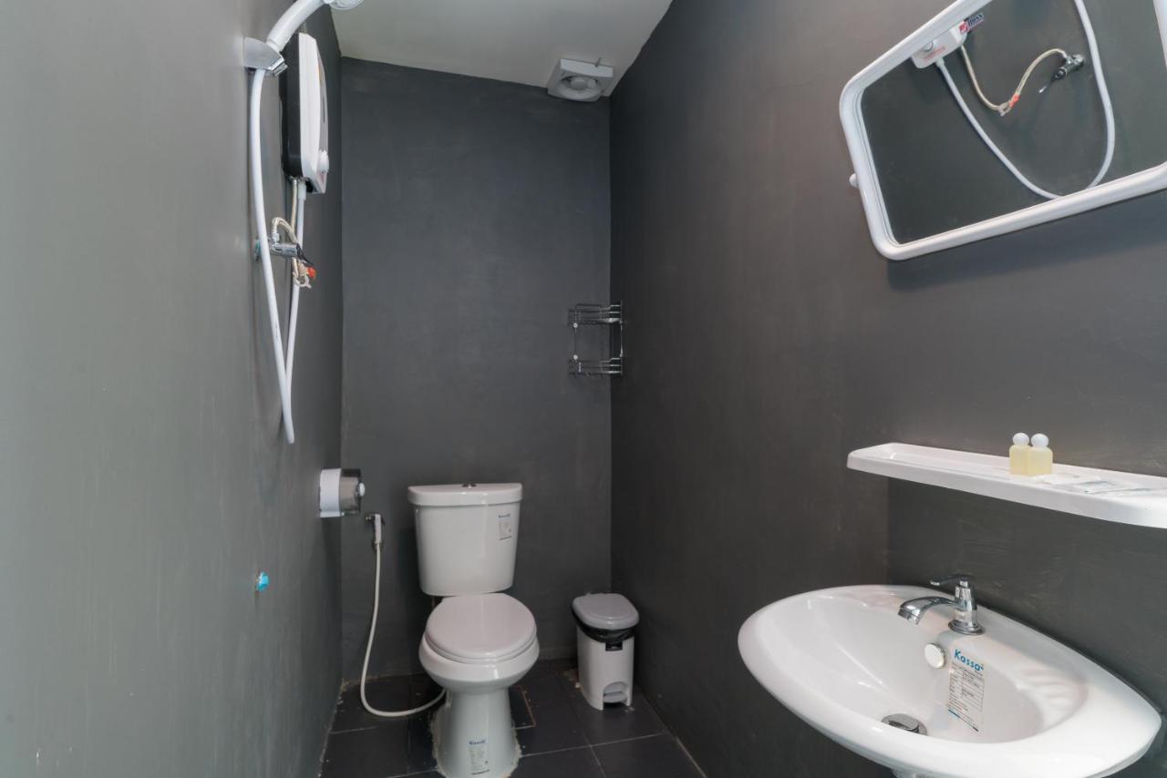 Hangover Inn Phuket Quarto foto